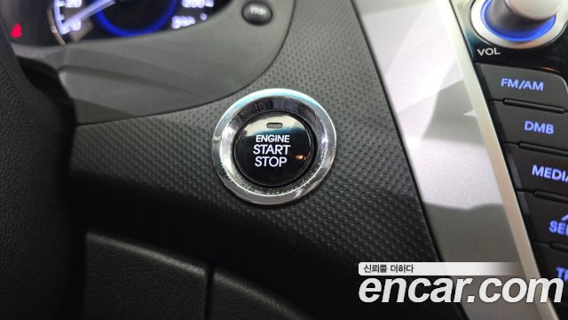 Hyundai Accent 2011 — photo 19