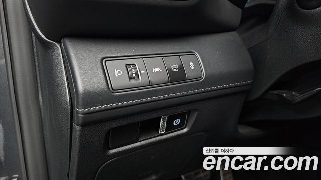Hyundai Santafe 2023 — photo 25