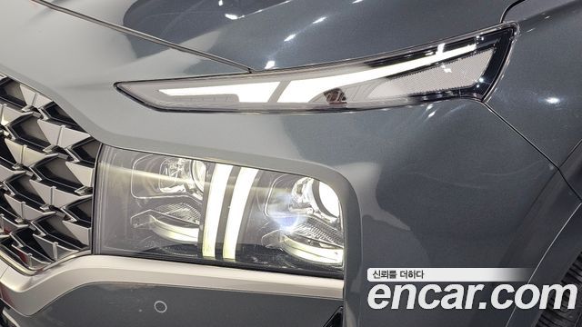 Hyundai Santafe 2023 — photo 8