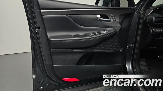 Hyundai Santafe 2023 — photo 14