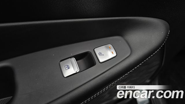 Hyundai Santafe 2023 — photo 31