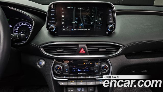 Hyundai Santafe 2019 — photo 20