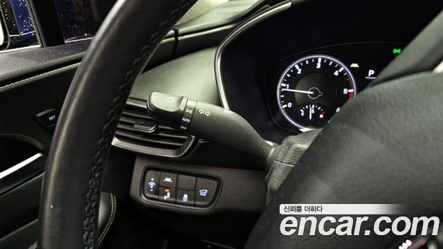 Hyundai Santafe 2019 — photo 25