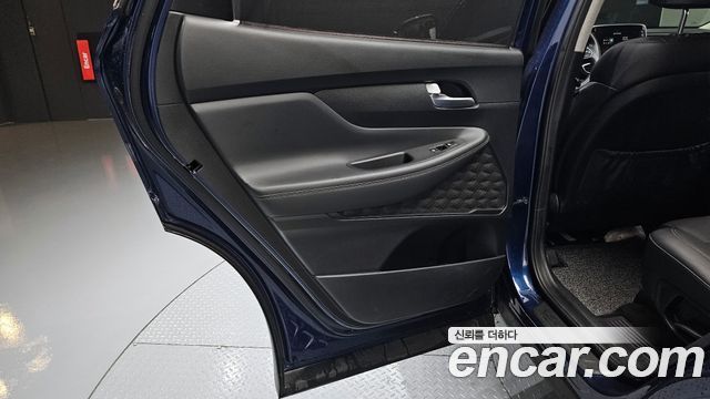 Hyundai Santafe 2019 — photo 15