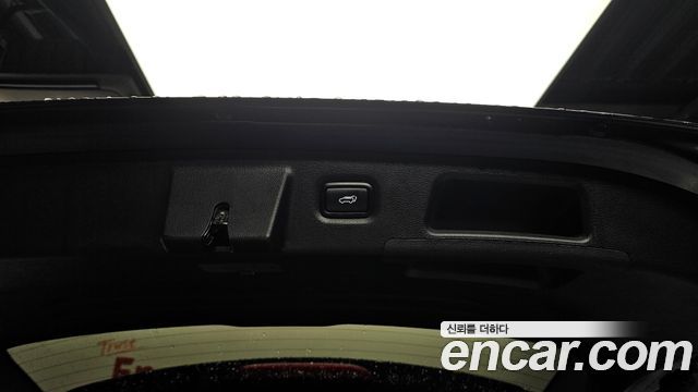 Hyundai Santafe 2019 — photo 32