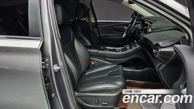 Hyundai Santafe 2021 — photo 16
