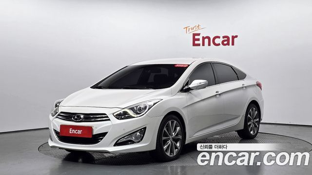 Hyundai i40 2012 — photo 24
