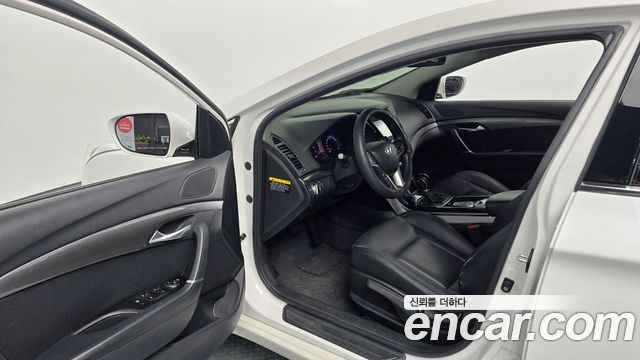 Hyundai i40 2012 — photo 14