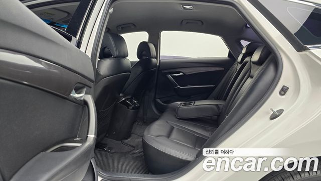 Hyundai i40 2012 — photo 15