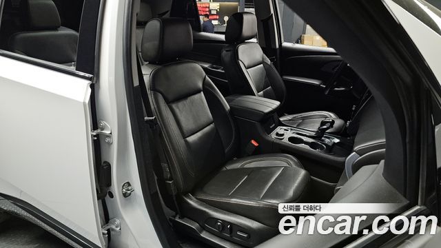 Chevrolet Korea Traverse 2021 — photo 10