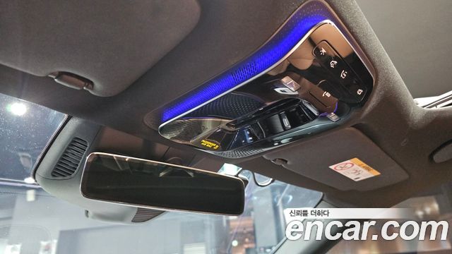 Mercedes-Benz E-Class 2024 — photo 25