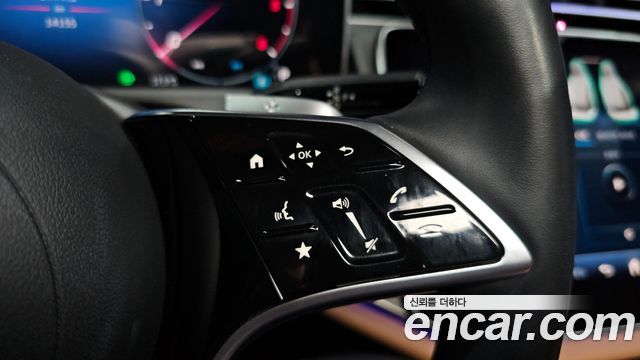 Mercedes-Benz E-Class 2024 — photo 31