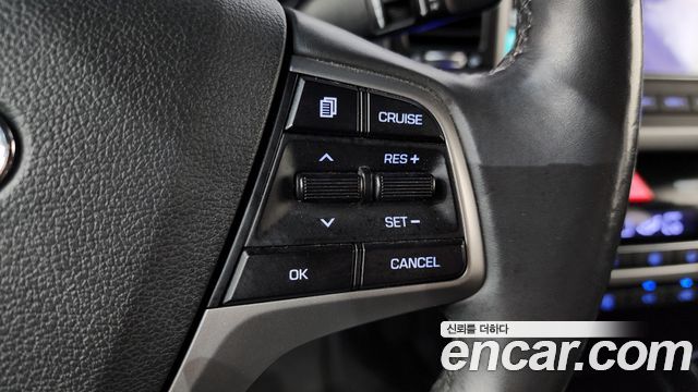 Hyundai AVANTE 2016 — photo 21