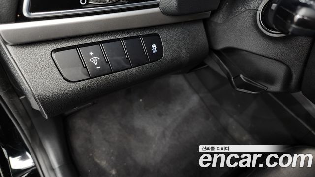 Hyundai AVANTE 2016 — photo 26
