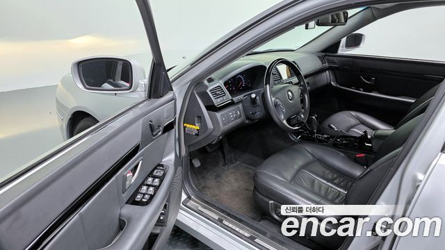 Kia OPIRUS 2010 — photo 10
