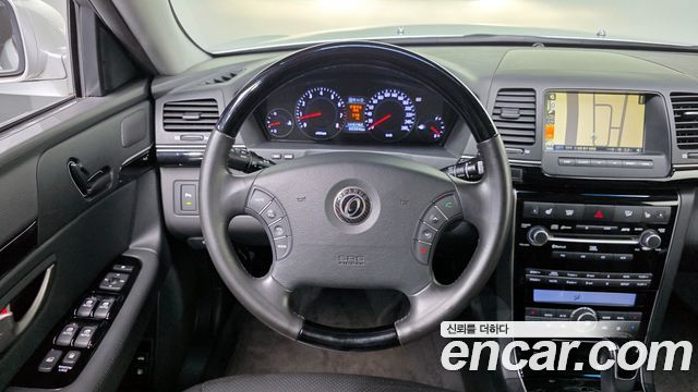 Kia OPIRUS 2010 — photo 13