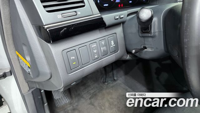 Kia OPIRUS 2010 — photo 16