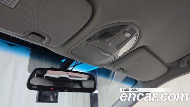Hyundai Santafe 2018 — photo 24