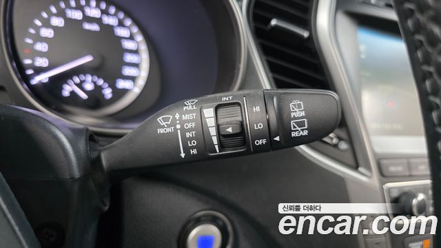 Hyundai Santafe 2018 — photo 26