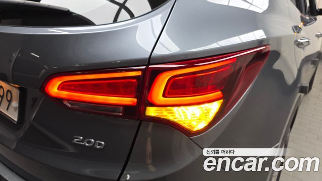Hyundai Santafe 2018 — photo 9