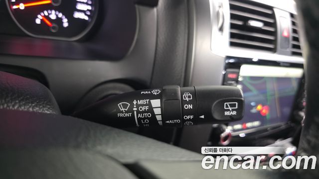 Kia Mohave 2018 — photo 28