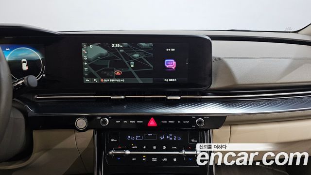 Kia Canival 2021 — photo 12