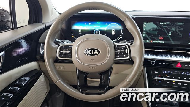 Kia Canival 2021 — photo 13