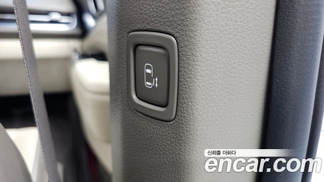 Kia Canival 2021 — photo 15