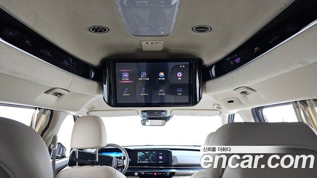 Kia Canival 2021 — photo 19