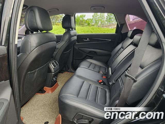 Kia Sorento 2016 — photo 14