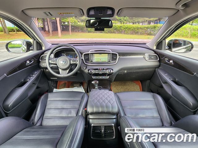 Kia Sorento 2016 — photo 15