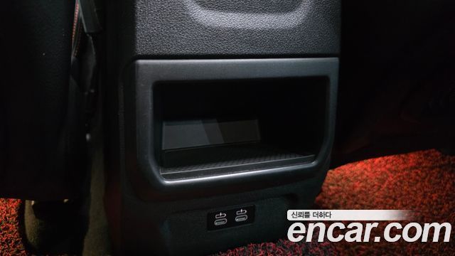 BMW 1-Series 2021 — photo 25