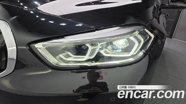 BMW 1-Series 2021 — photo 8