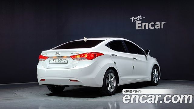 Hyundai AVANTE 2011 — photo 2