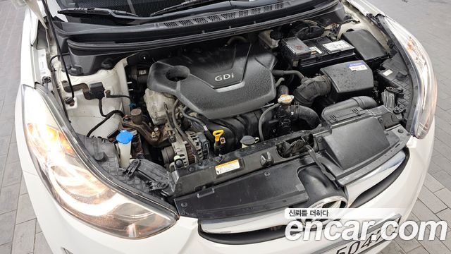 Hyundai AVANTE 2011 — photo 6