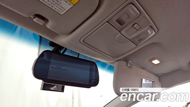 Hyundai AVANTE 2011 — photo 17