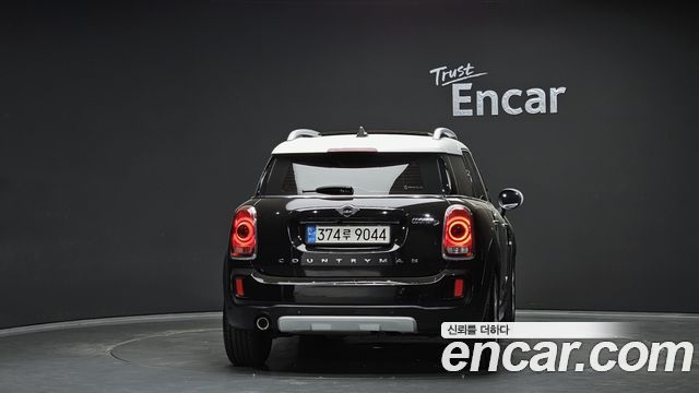 Mini Countryman 2018 — photo 4