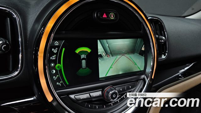 Mini Countryman 2018 — photo 15