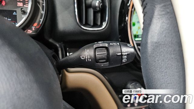 Mini Countryman 2018 — photo 19