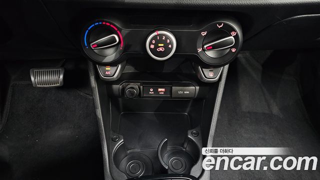 Kia morning 2018 — photo 23
