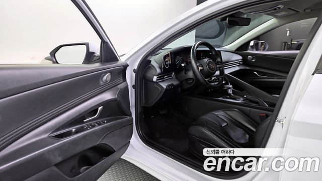 Hyundai AVANTE 2021 — photo 10
