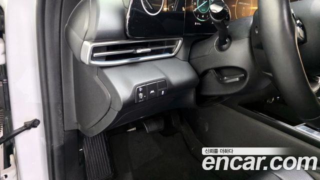 Hyundai AVANTE 2021 — photo 17