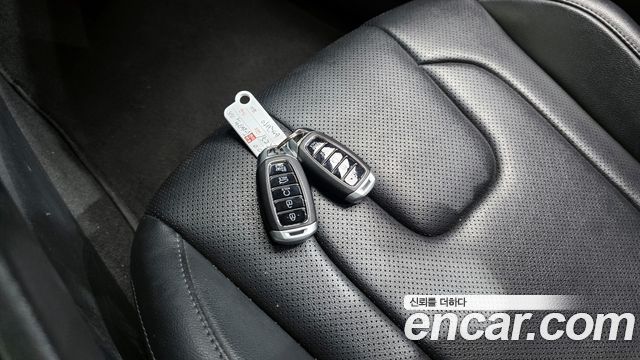 Hyundai AVANTE 2021 — photo 19
