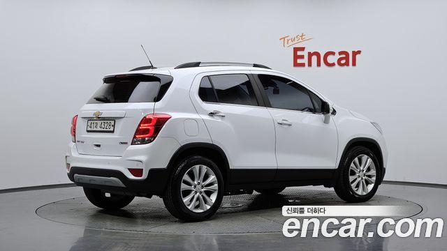 Chevrolet Korea Trax 2018 — photo 2