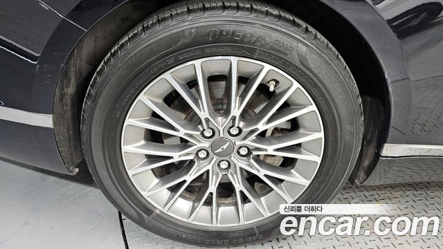 Genesis G80 2021 — photo 5