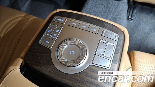 Genesis G80 2021 — photo 18