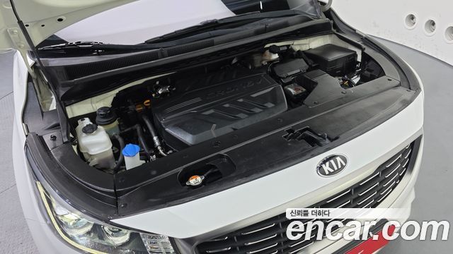 Kia Canival 2019 — photo 6