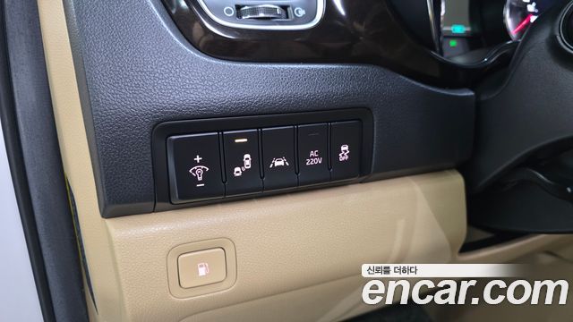 Kia Canival 2019 — photo 21