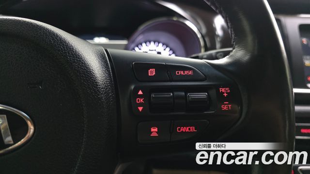 Kia Canival 2019 — photo 23