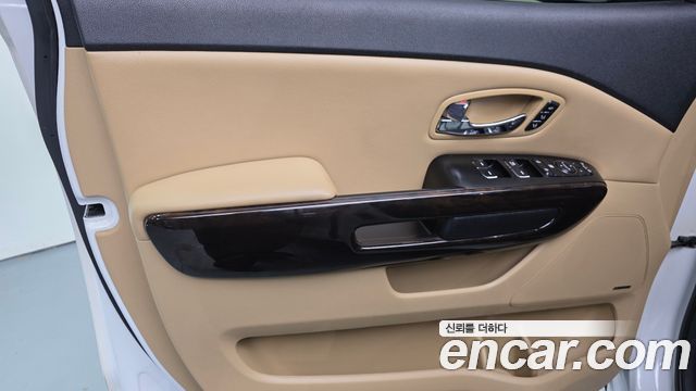 Kia Canival 2019 — photo 14